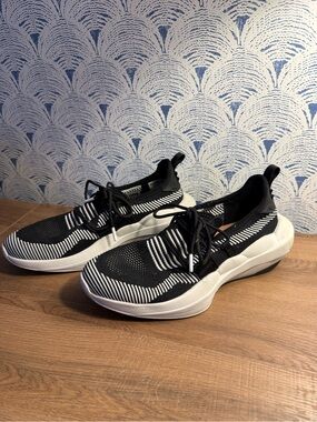Sorel Women’s Black and White Knit Lace-Up Sneakers
